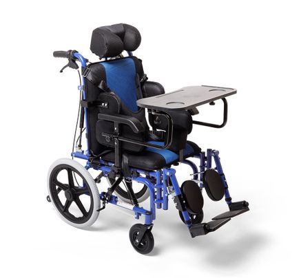 Кресло-коляска для инвалидов H 032C