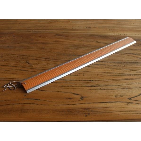 Накладка на ступени HS-LP42 прямая противоскользящая