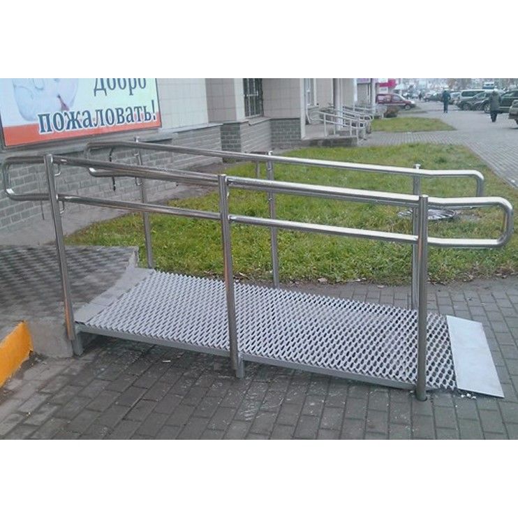 Перила для пандуса двойные