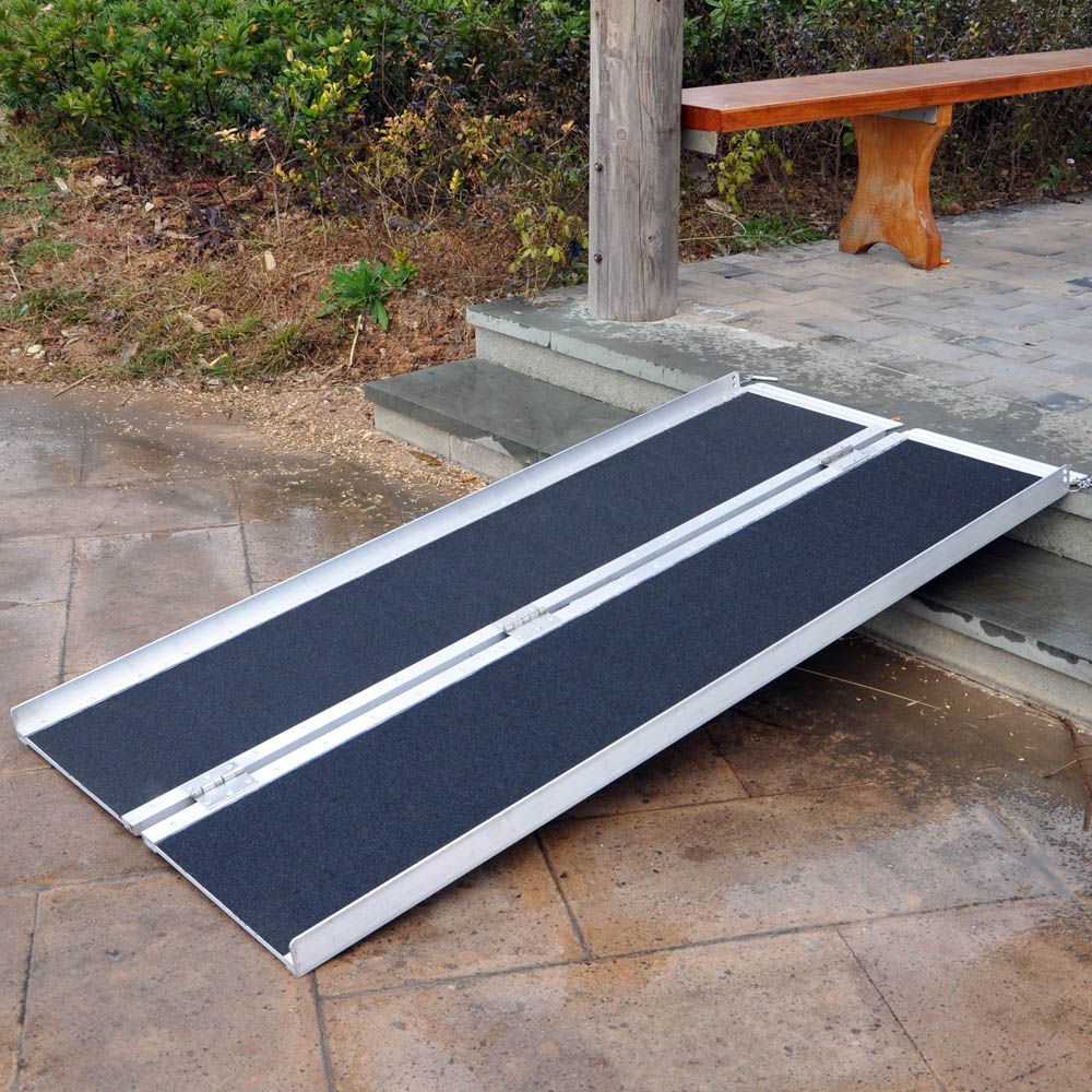 Рампа складная с противоскользящим покрытием MR 707-4