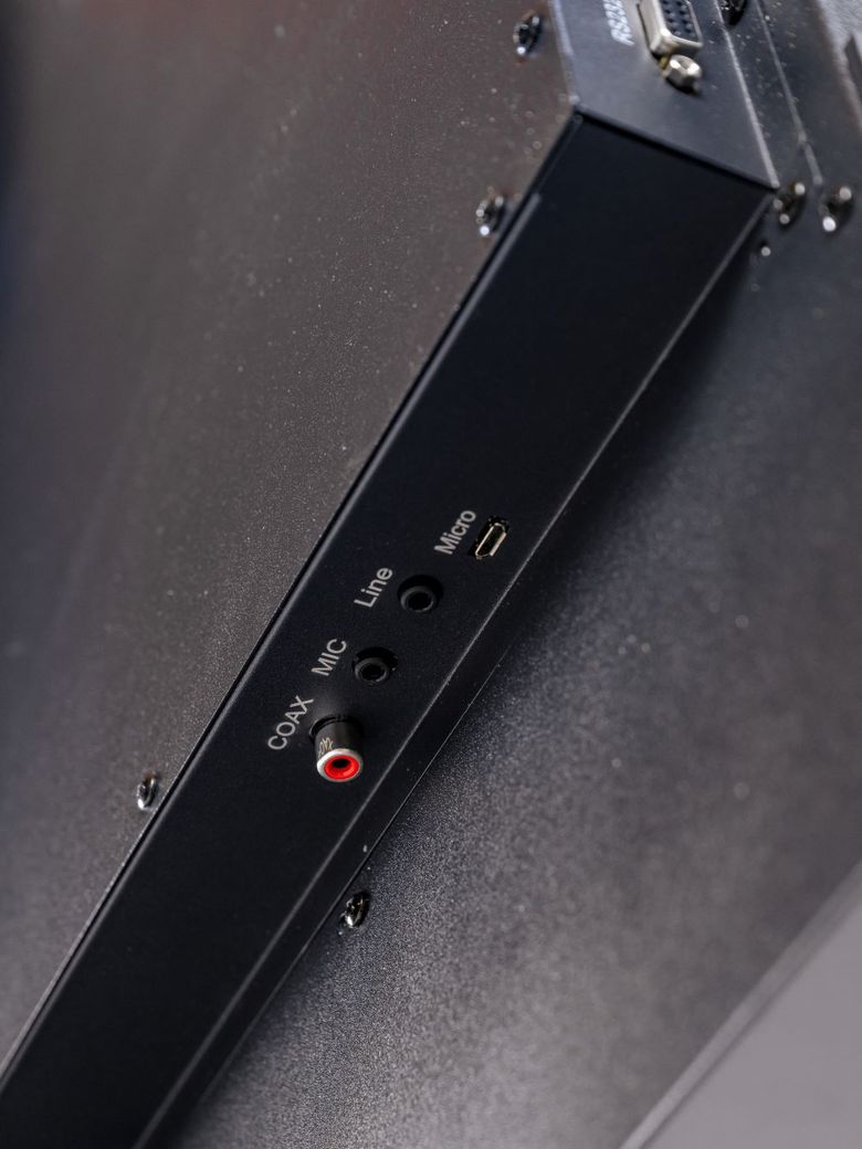 Интерактивная панель СапТачскрин 86