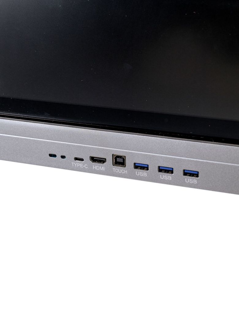 Интерактивная панель СапТачскрин 55