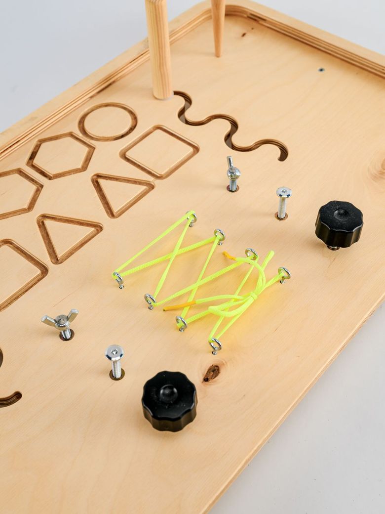 Столик с тренажерами опоры Спутник исп. 1, 2, размер 1