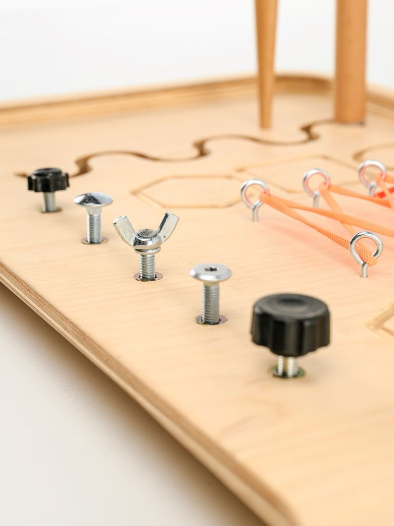 Столик с тренажерами опоры Дикобраз, размер 3