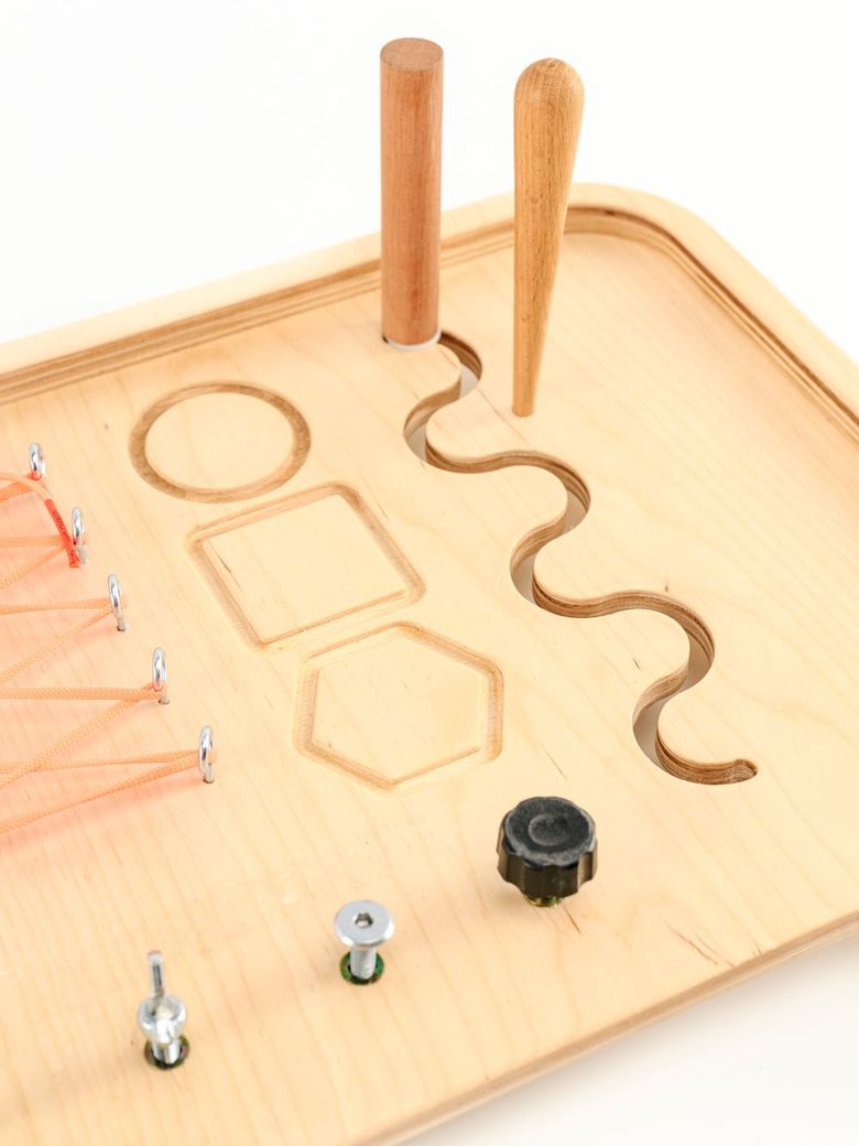 Столик с тренажерами опоры Дикобраз, размеры 1-2