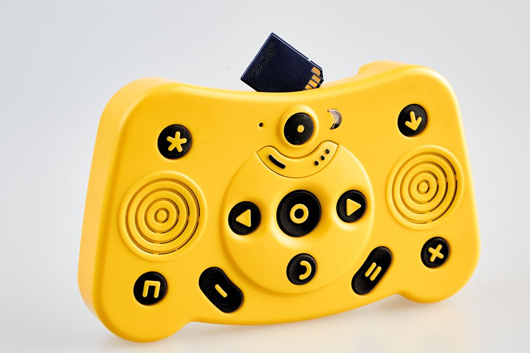 ПАК в составе прикладного программного обеспечения и устройства моделей с версией встроенного программного обеспечения (ВОЙСА) «Специальное устройство для чтения «говорящих книг» Тифлофлешплеер ВОЙСА»