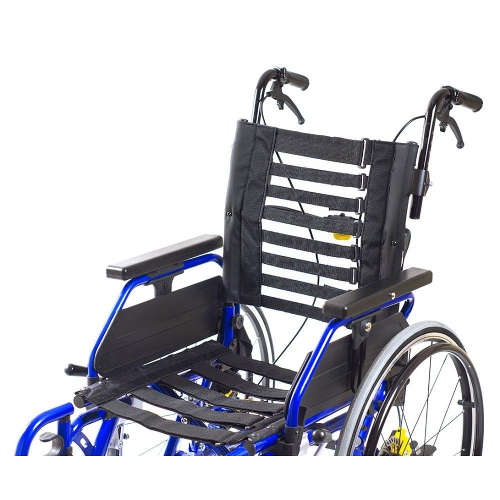 Функциональное кресло-коляска для инвалидов Delux 530