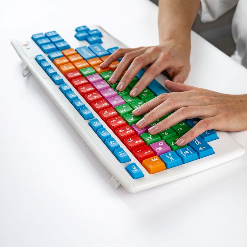 Клавиатура с большими кнопками для людей с ограниченными возможностями