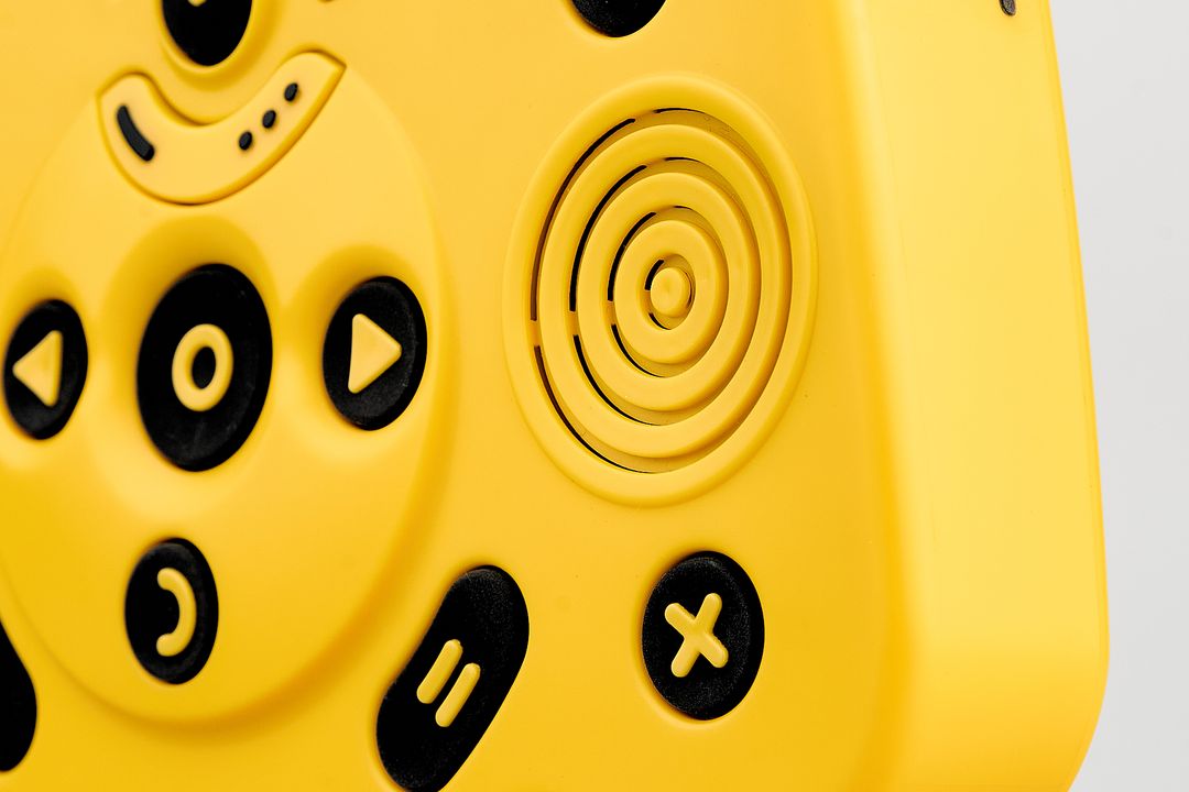 ПАК в составе прикладного программного обеспечения и устройства моделей с версией встроенного программного обеспечения (ВОЙСА) «Специальное устройство для чтения «говорящих книг» Тифлофлешплеер ВОЙСА»