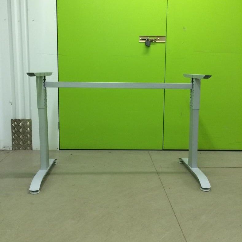 Стол регулируемый по высоте для работы сидя Regus