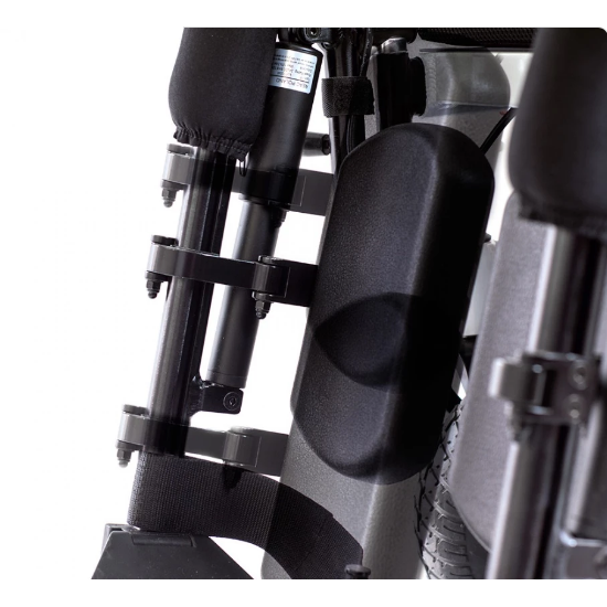 Кресло-коляска для инвалидов с электроприводом Pulse 770