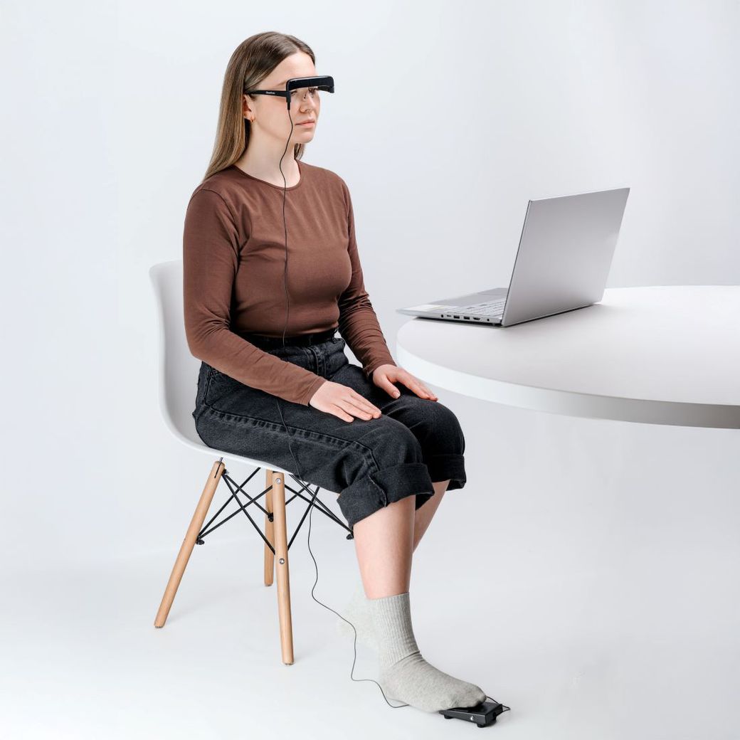 Foot Switch (ножной переключатель для системы айтрекинга)