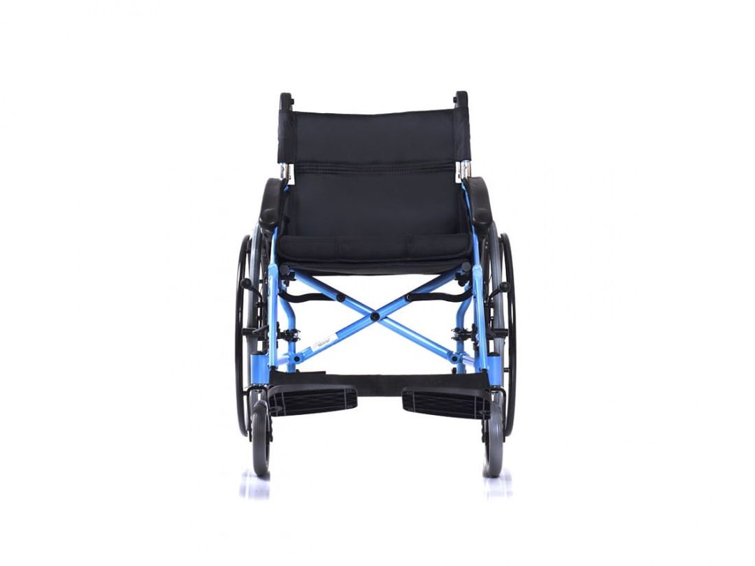 Кресло-коляска для инвалидов Ortonica Desk 4000