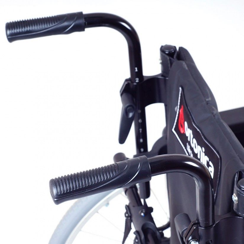 Кресло-коляска для детей Ortonica Puma 300