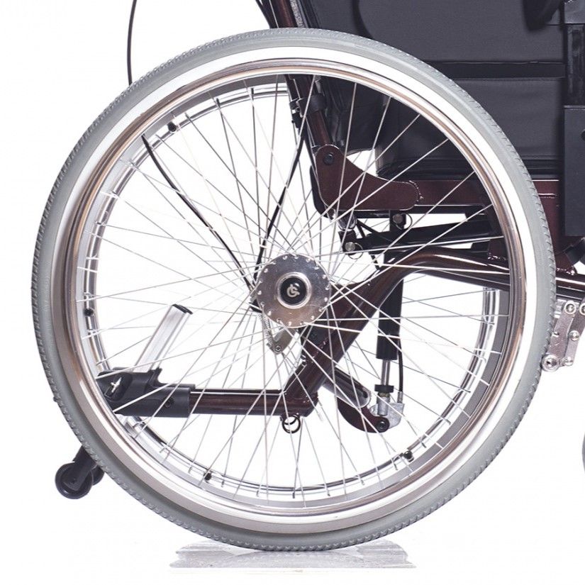 Кресло-коляска для инвалидов Ortonica Comfort 600