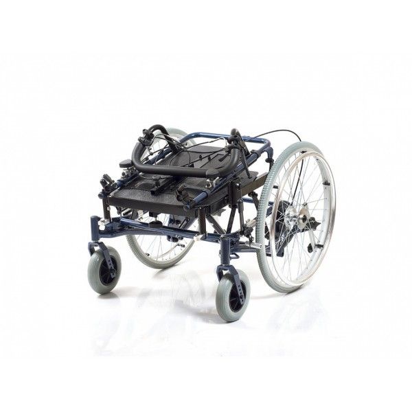 Функциональное кресло-коляска для инвалидов Delux 580