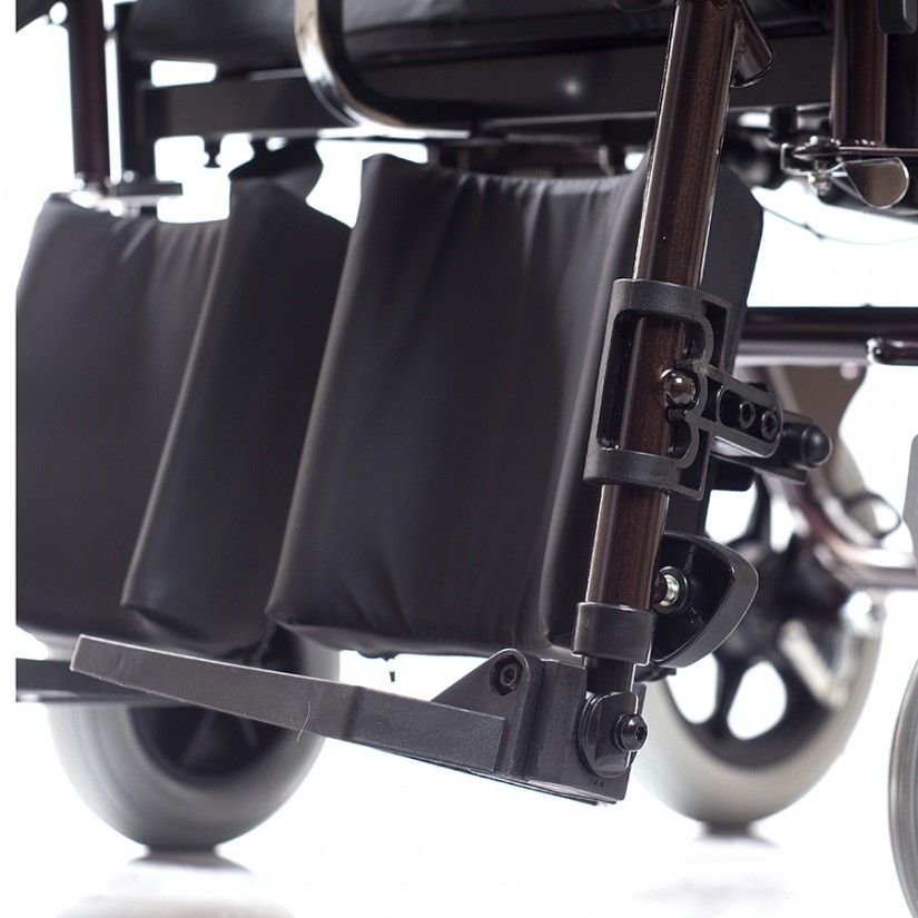 Кресло-коляска для инвалидов Ortonica Comfort 600