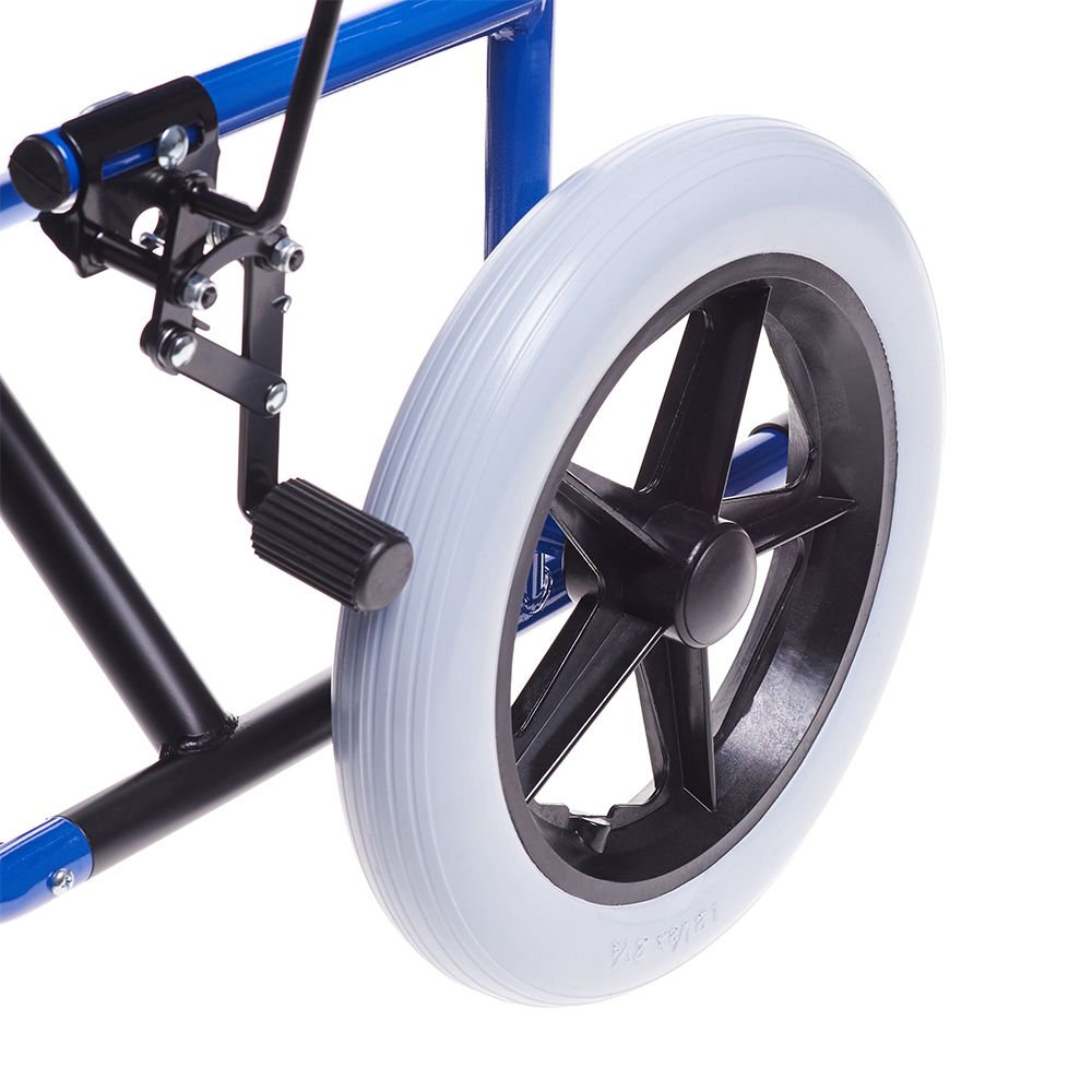 Кресло-каталка для инвалидов H 030C