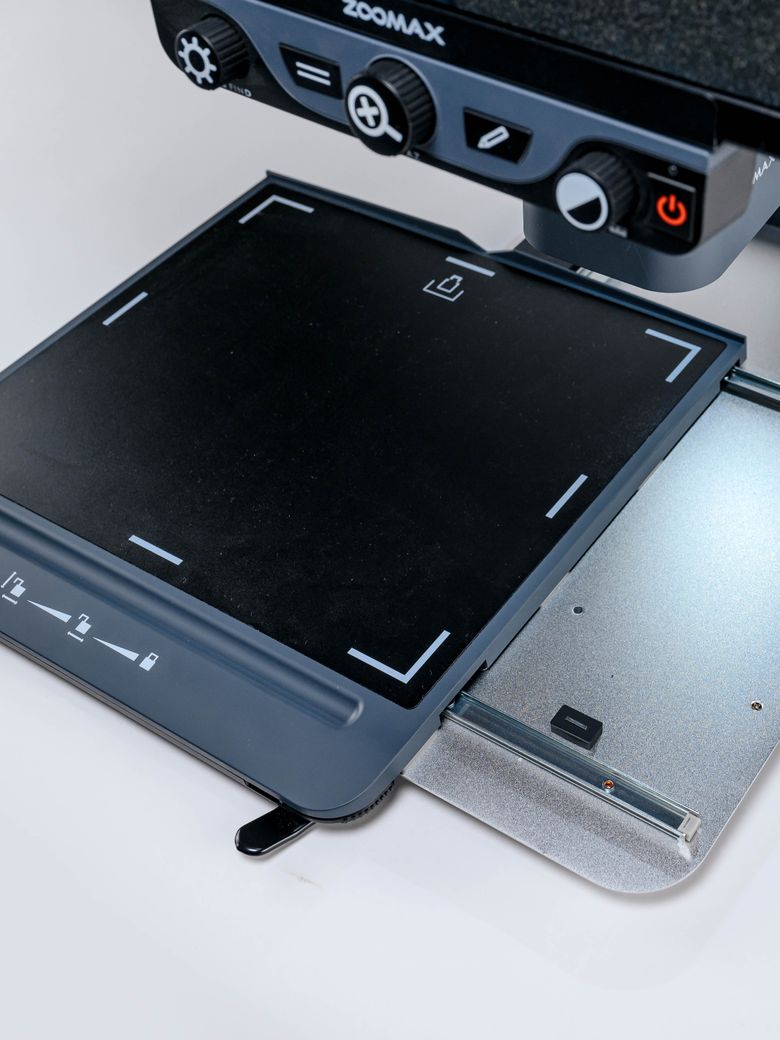 Электронный стационарный видеоувеличитель Luna 24