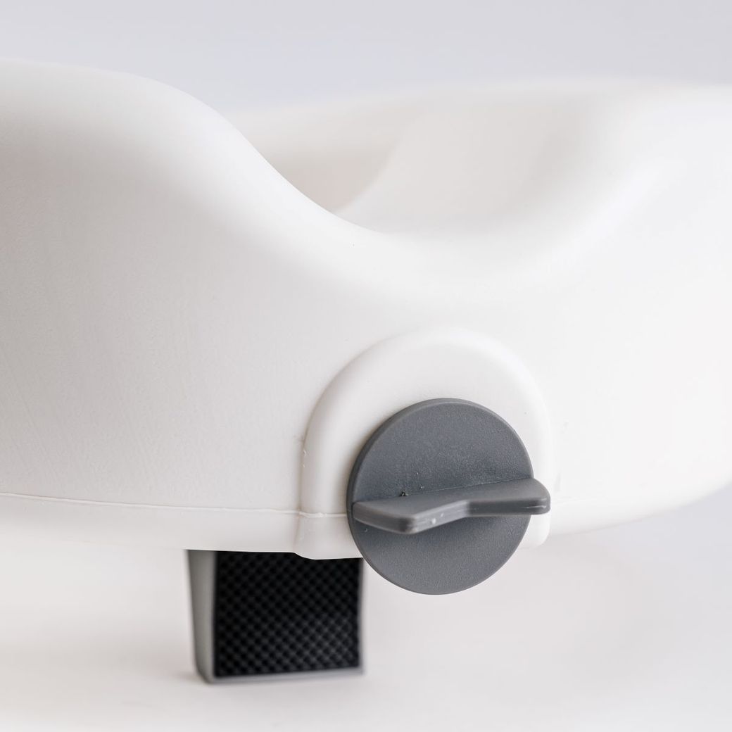 Насадка на унитаз СапТой 100