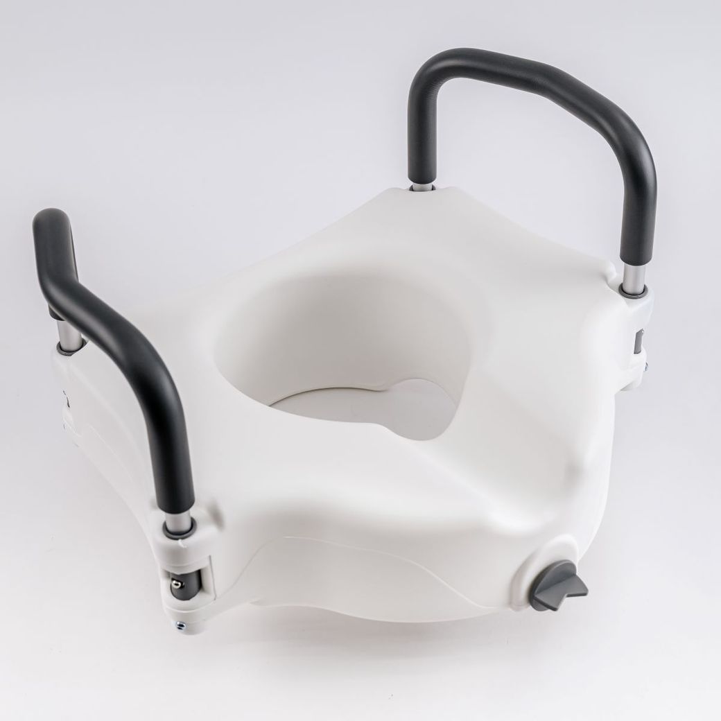 Насадка на унитаз СапТой 200