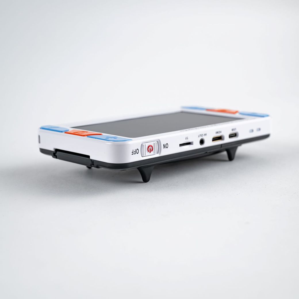 Электронный ручной видеоувеличитель EVM35