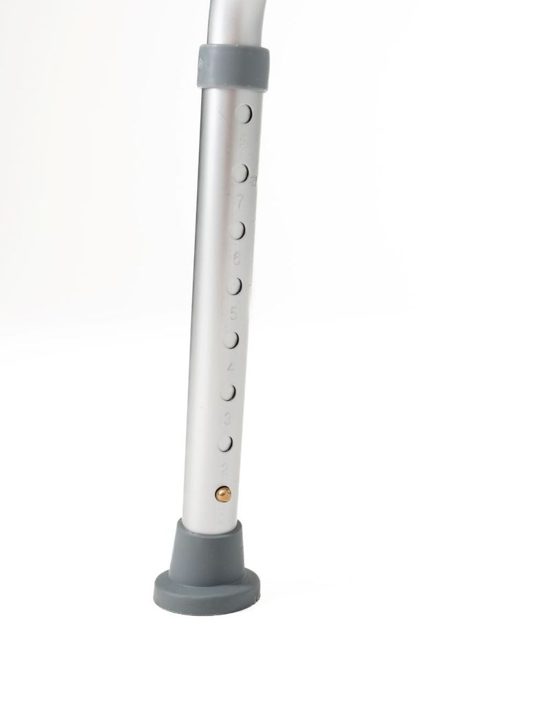 Стул со спинкой в ванную СапСит 300