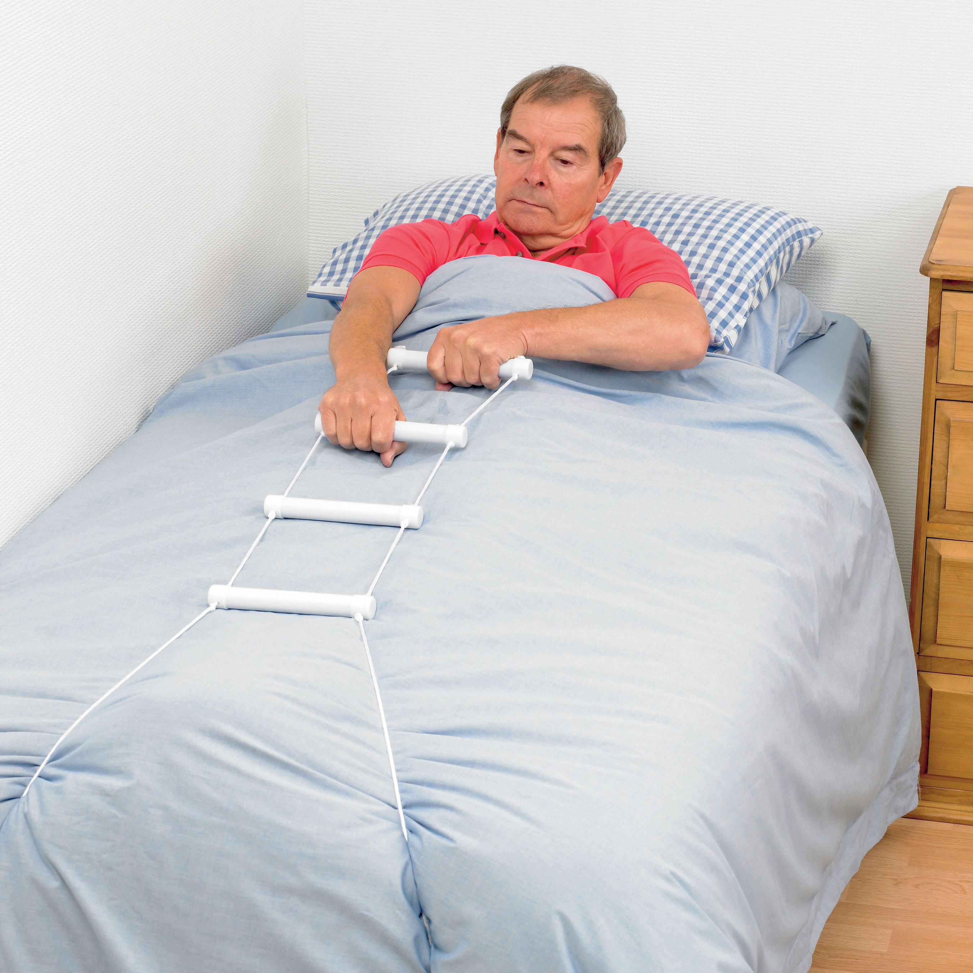 ограждение на кровать для лежачих больных своими руками